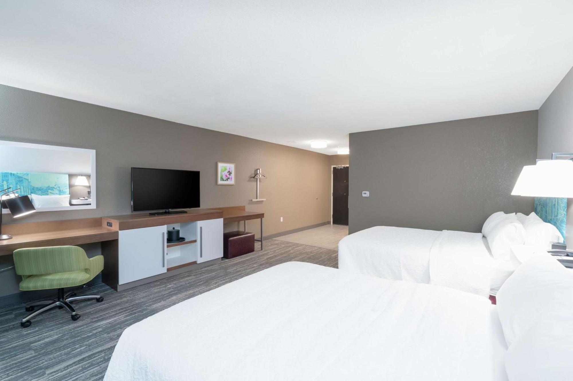 Hampton Inn Weston, Wv Bagian luar foto